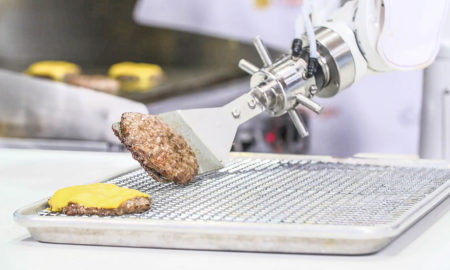 Flippy Robot kitchen 4.0 smart kitchen