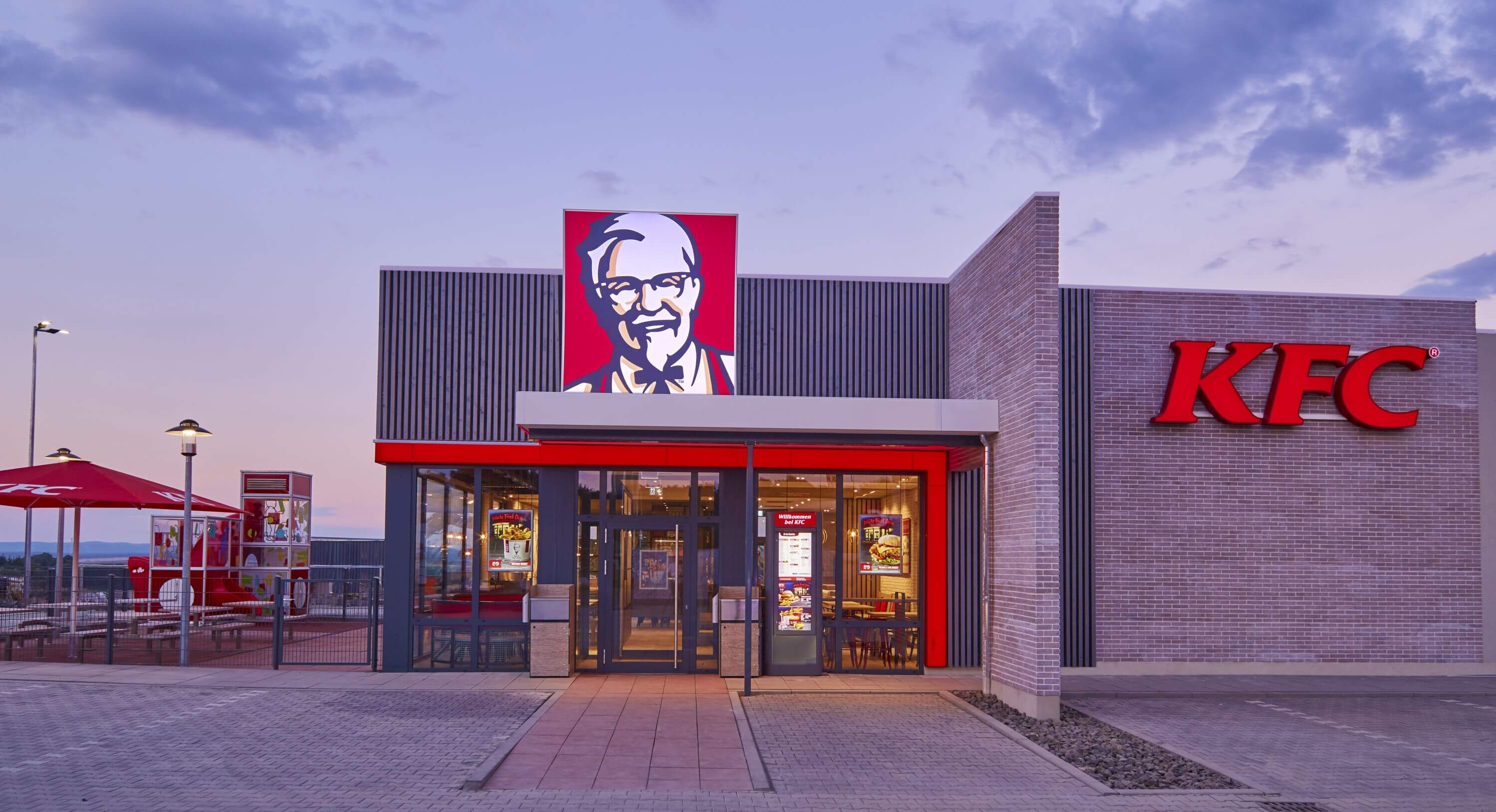 A man and his chicken - Colonel Harland Sanders of KFC