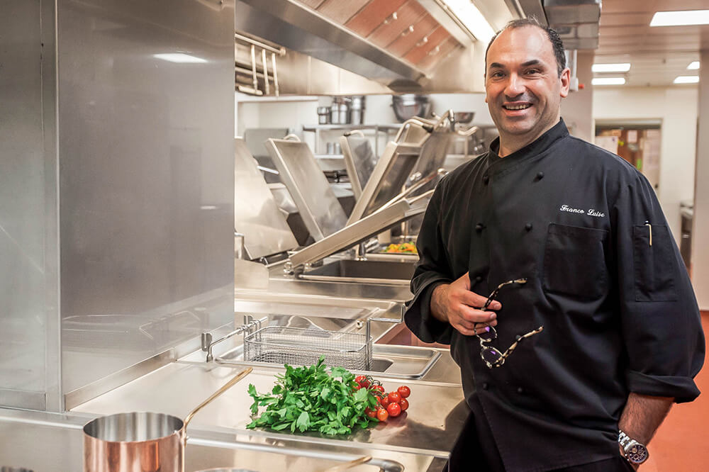 Franco Luise, chef at the Hilton in Prague, gives us insights to  Cook & Chill and finishing processes.