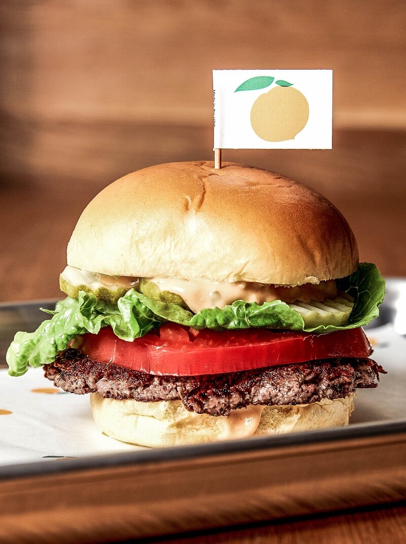 plant based burger, one of the food trends 2021