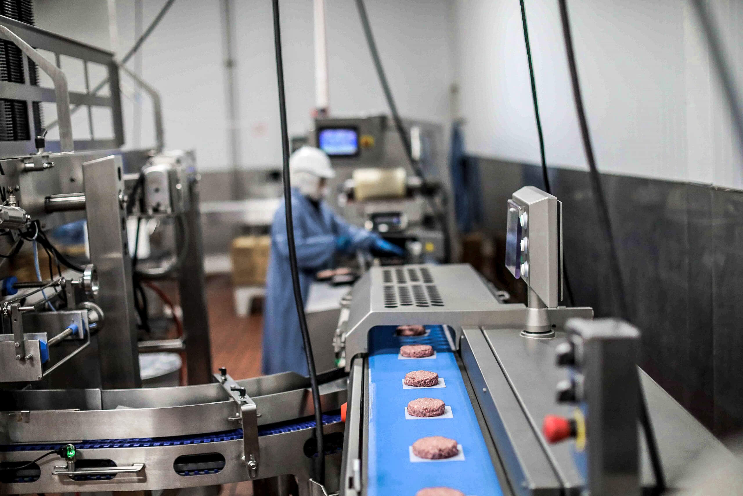 How are plant-based burger patties produced? Inside the beyond meat production