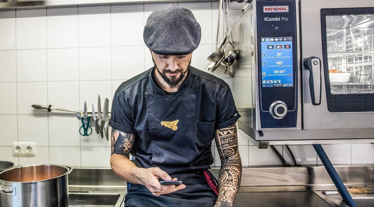Modernes Küchenequipment kann mithilfe von Smartphones überwacht werden 