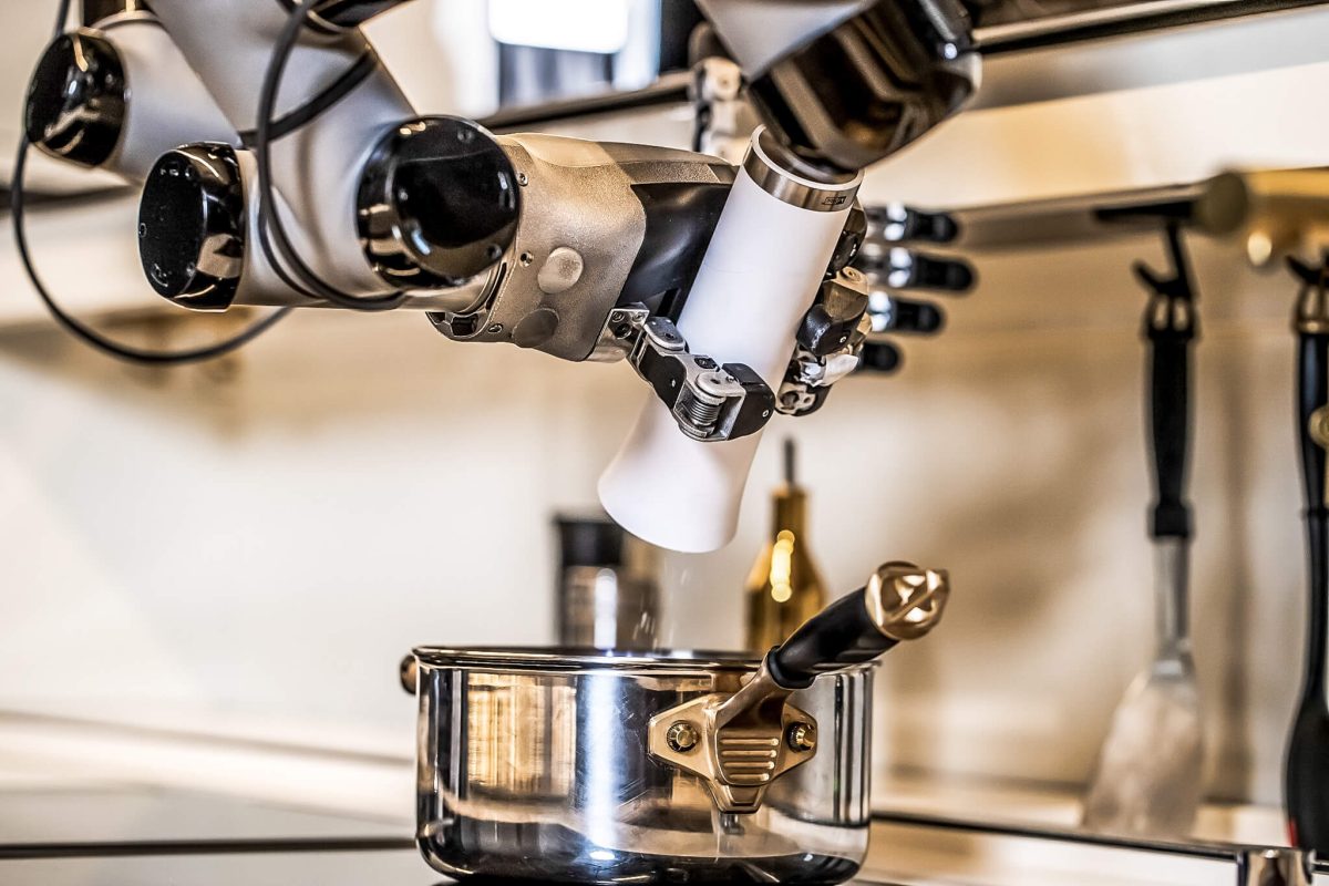 Uso práctico de robots en una cocina profesional
