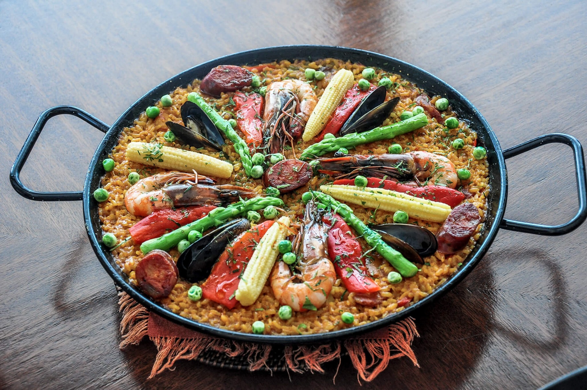 Paella Montaña with portobello mushrooms by J. Gamboa