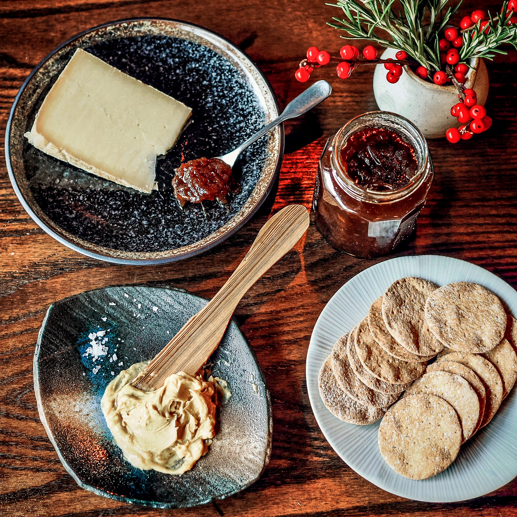 Festive Treat Box by Vanderlyle - meatless christmas menu