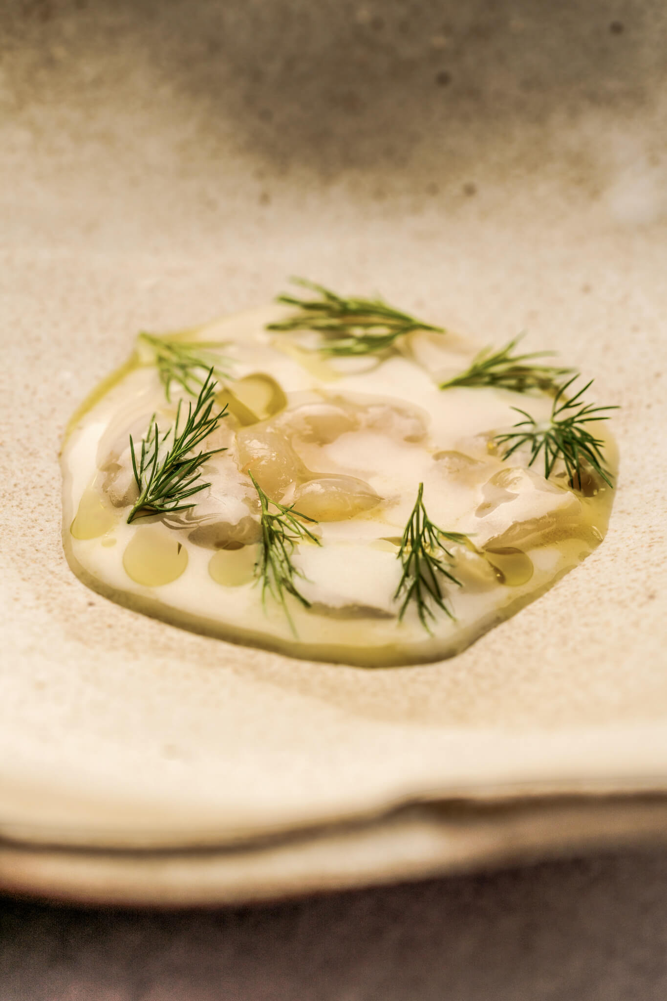 Scallop, cashew nut milk and native honey by Manoella