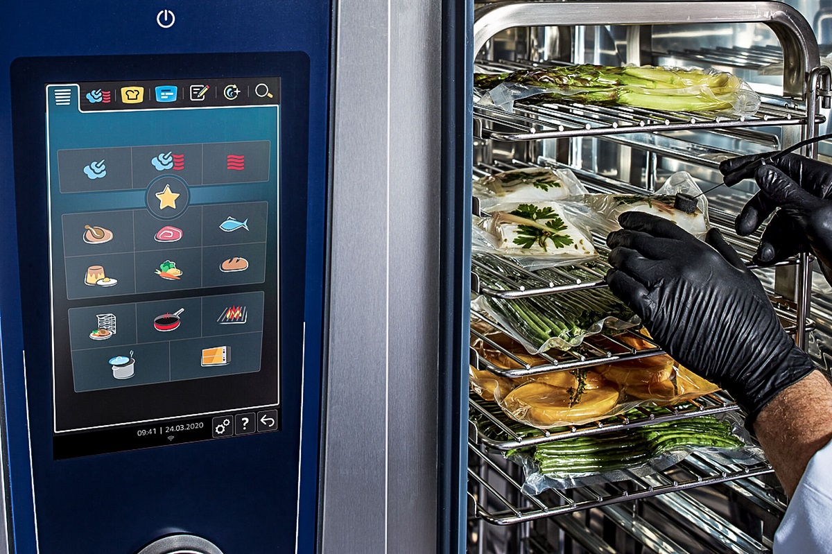 sous-vide cooking in the combi oven by Rational