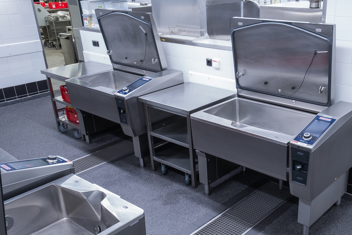 Clean iVario Pro appliances in a catering kitchen.