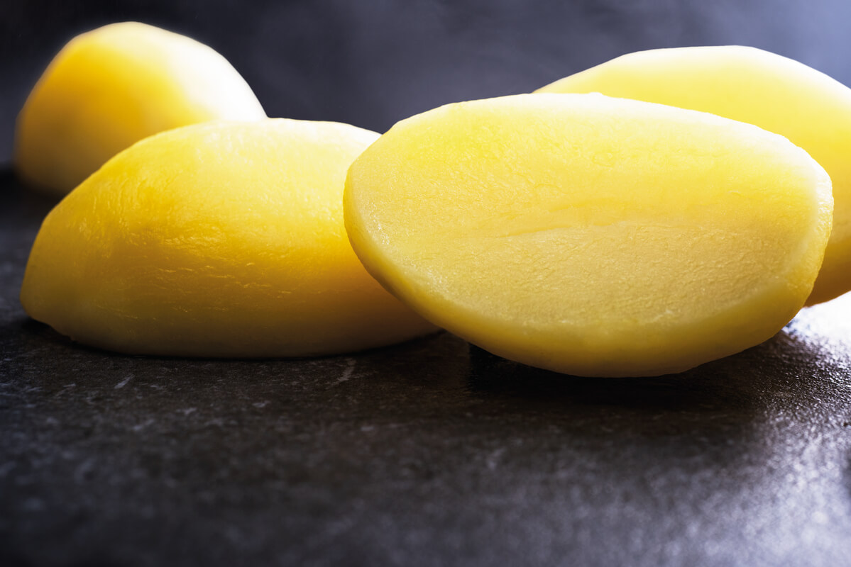 Geschälte, gekochte Kartoffeln